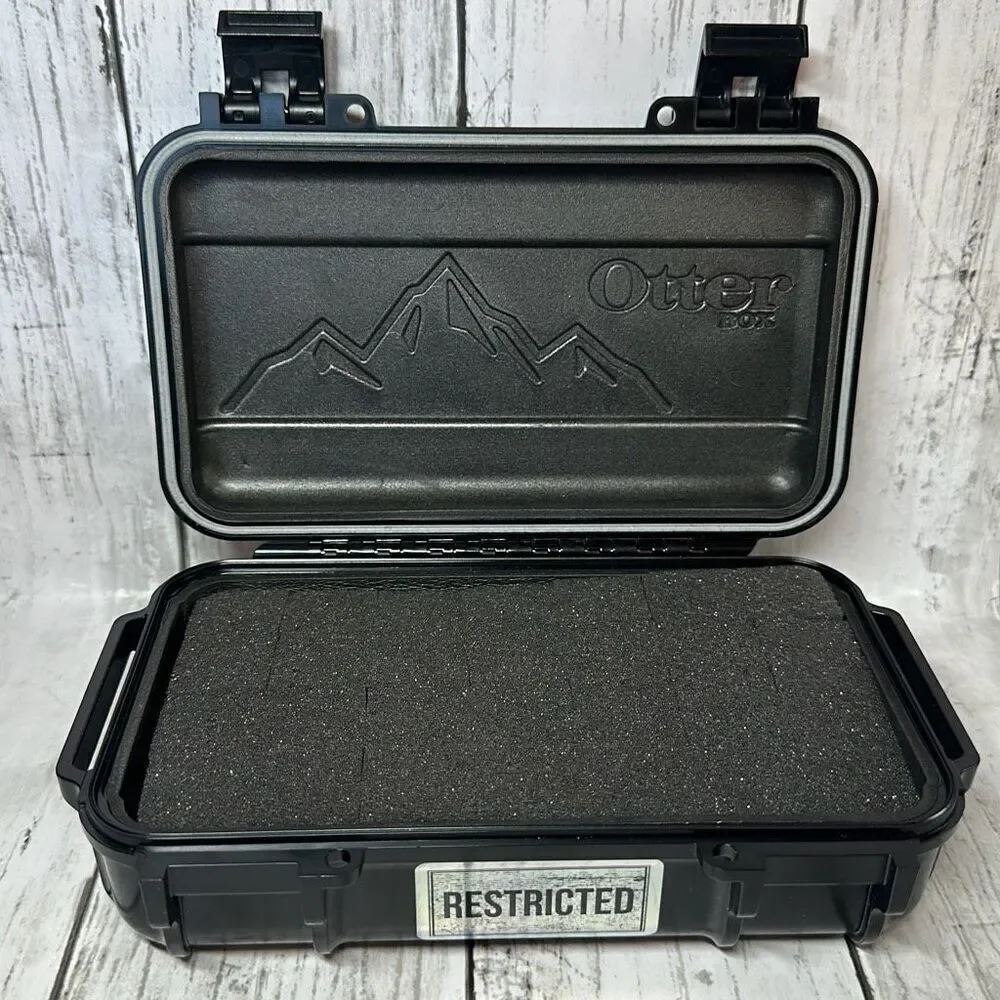OtterBox Black Dry Box Foam Lined‎ Waterproof Customized Stickers